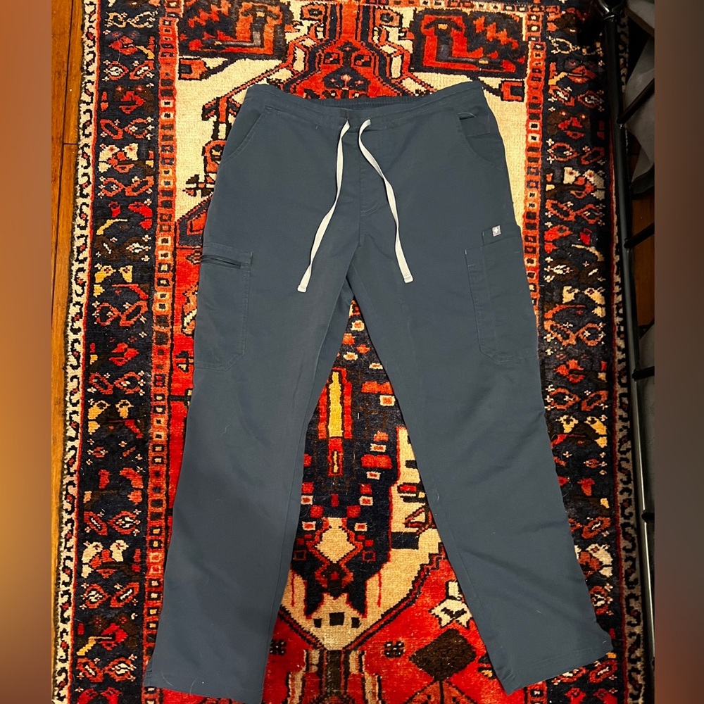 FIGS Yola Scrub Pants-M Petite